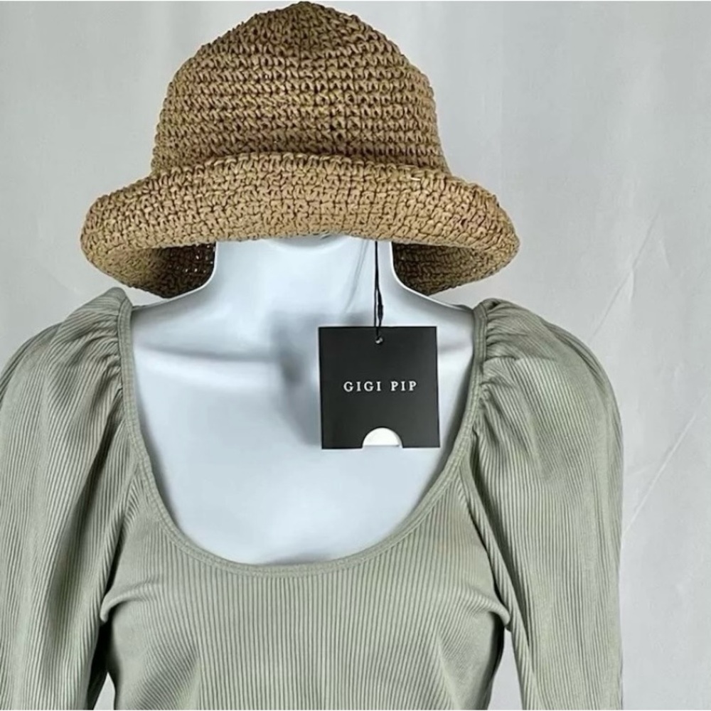 Gigi Pip Paper Straw Hat Bucket  55 (S) Australian NWT 100 % Authentic .